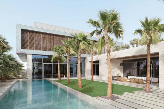 A_ZincCrown2-1240x827